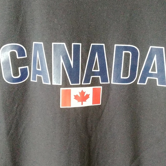 NWOT 2XL T'shirt, Black Color with logo "TORONTO) - Picture 2 of 5